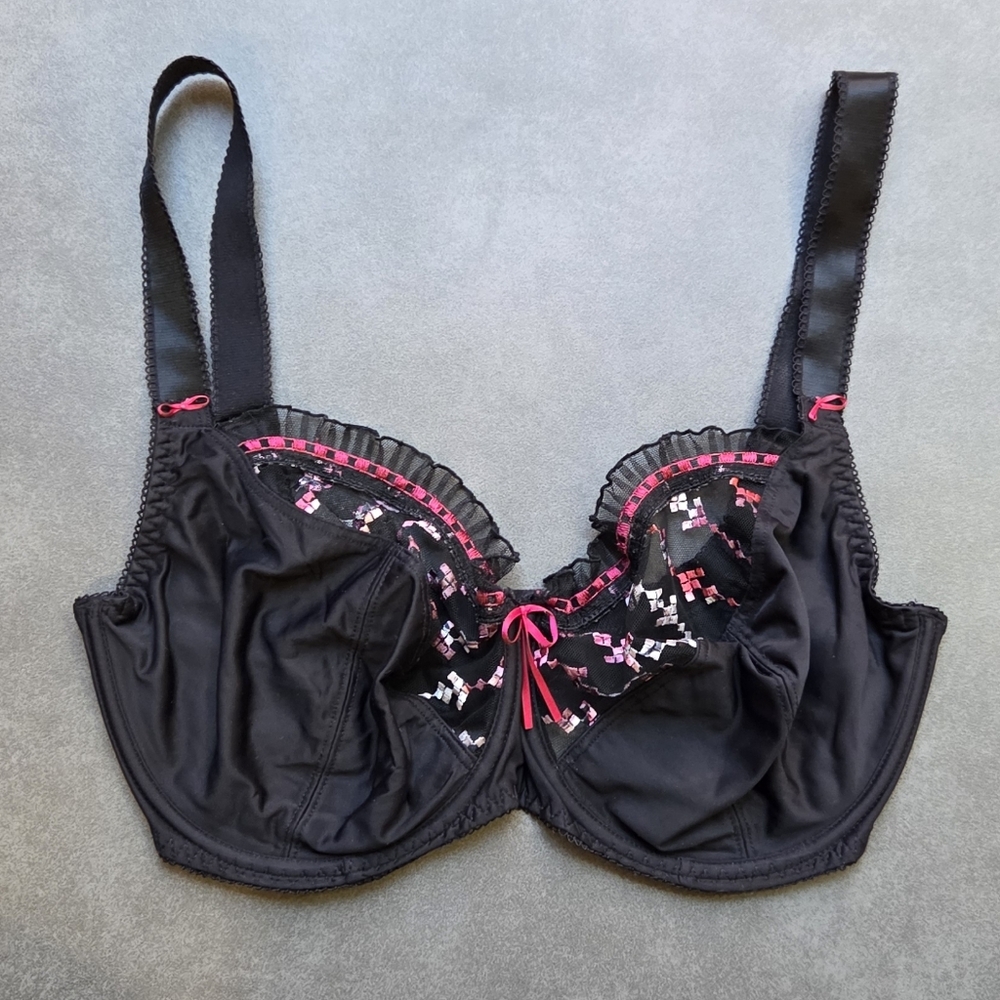 Freya Black Bra with Pink Accents